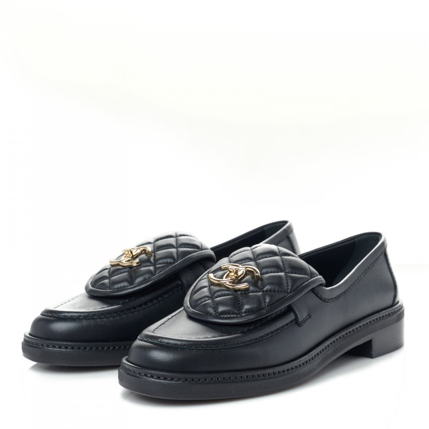 Lambskin Quilted CC Turnlock Loafers 38.5 Black