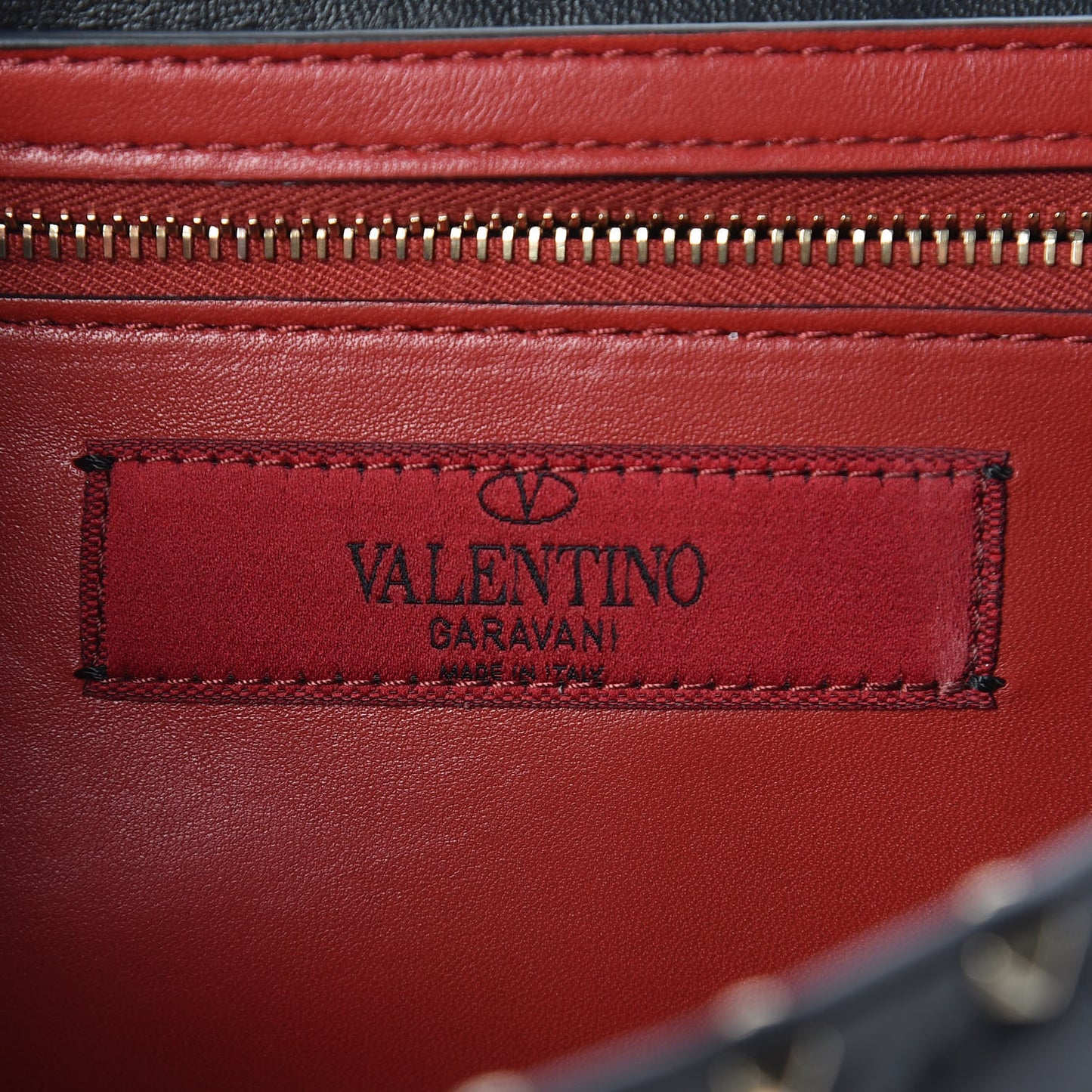 Lambskin Rockstud Spike Wallet on Chain Black