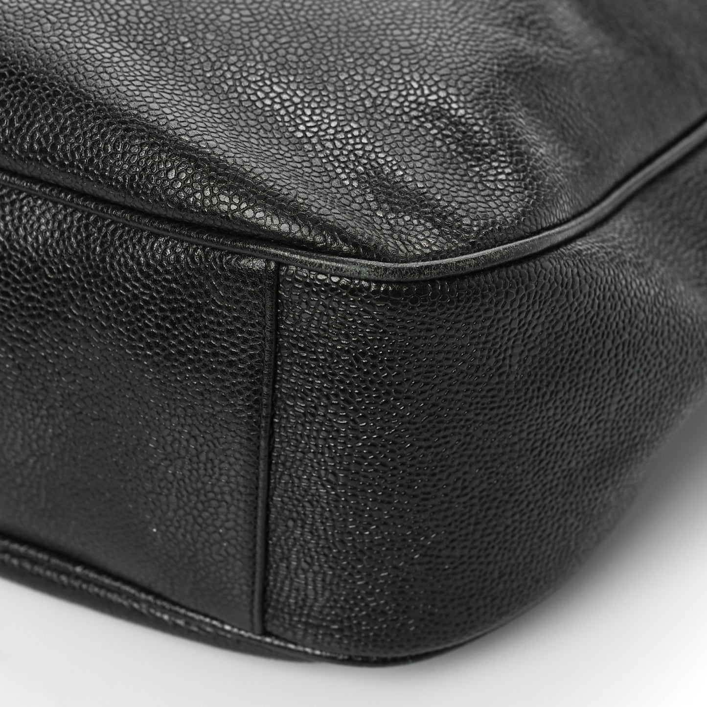 Caviar Large CC Shoulder Bag Black