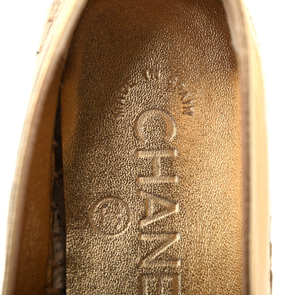 Chanel Laminated Lambskin Grosgrain CC Espadrilles 35 Gold Black 6 of 7