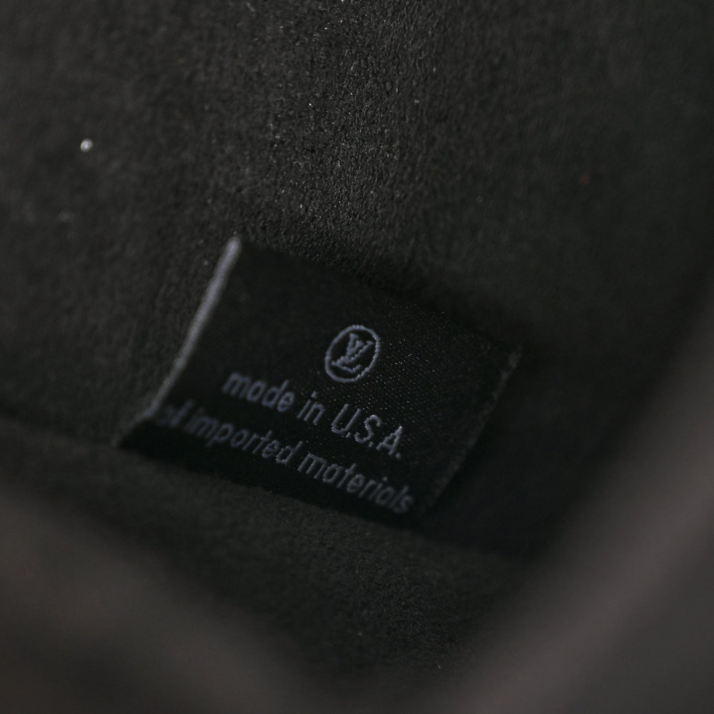Reverse Monogram Pochette Metis