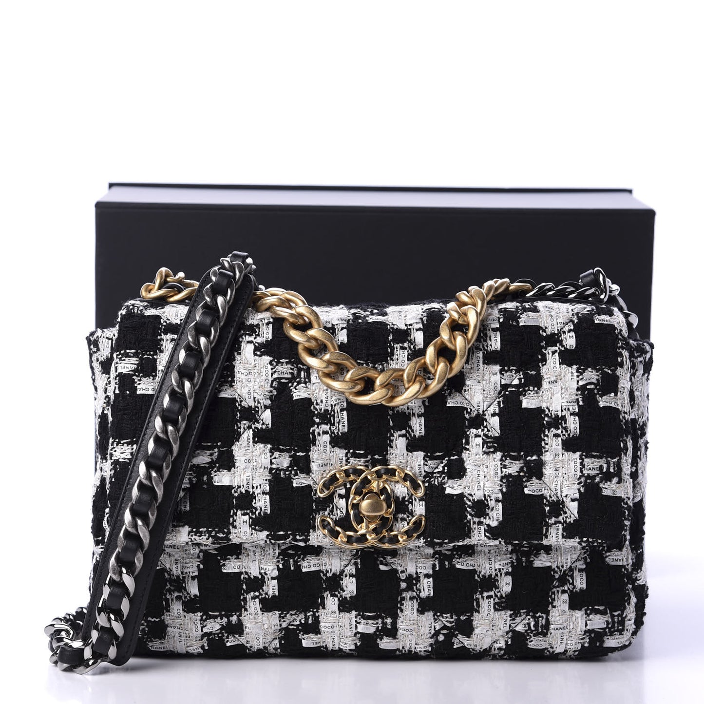 Tweed Quilted Medium 19 Flap Black Ecru White