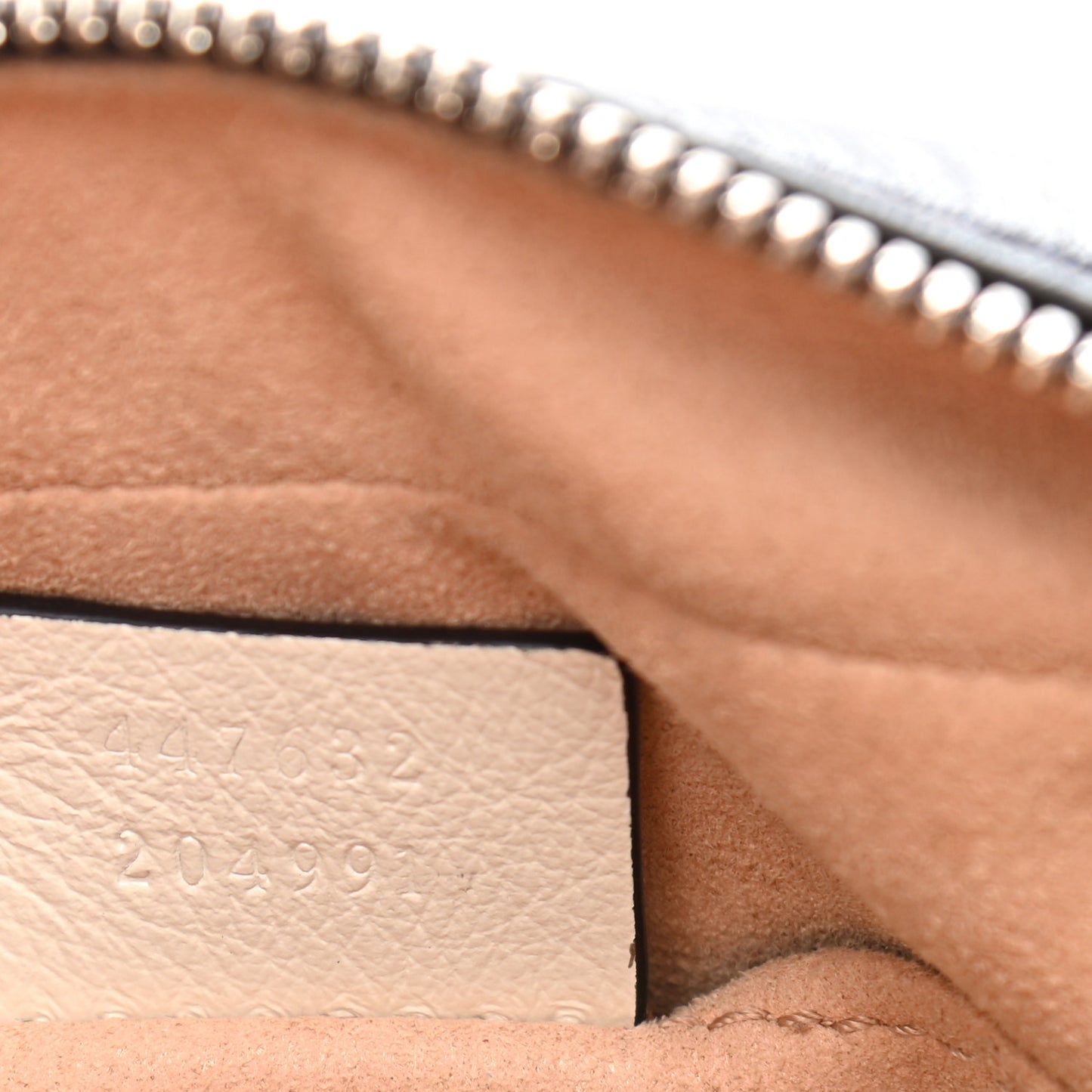 Vintage Effect Calfskin Matelasse Diagonal Small Torchon GG Marmont Chain Shoulder Bag Blue Agata Mystic White