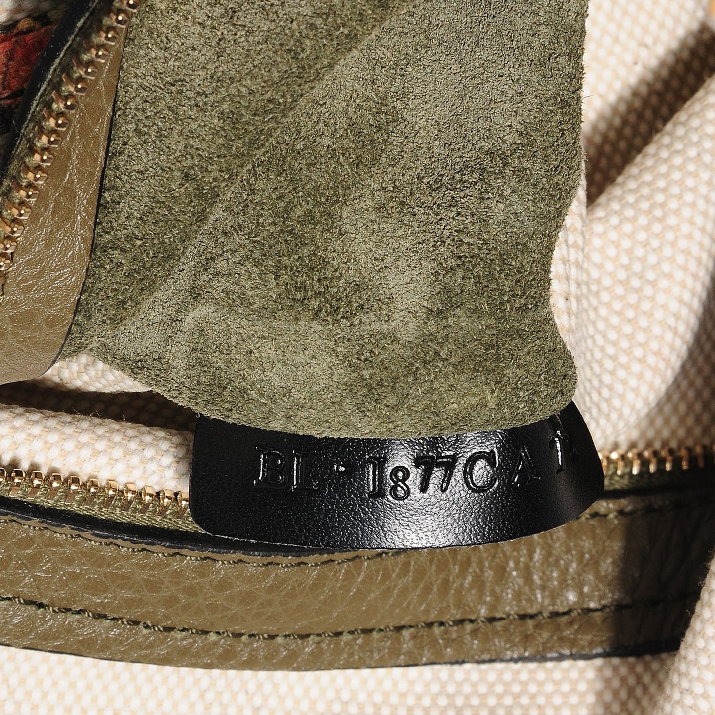 Canvas Camubutterfly Rockstud Messenger