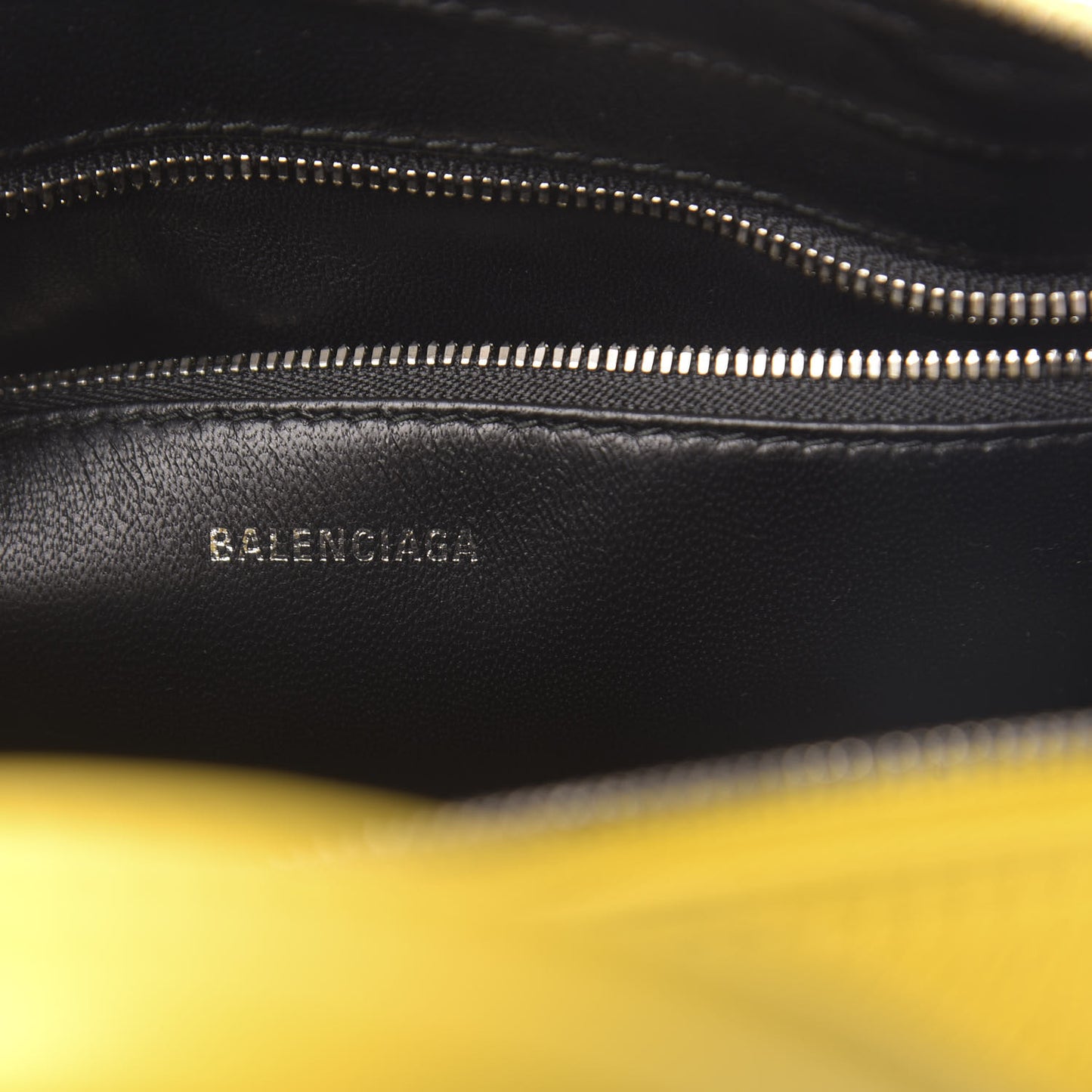 Shiny Day Calfskin Logo XS Triangle Duffle Jaune Black