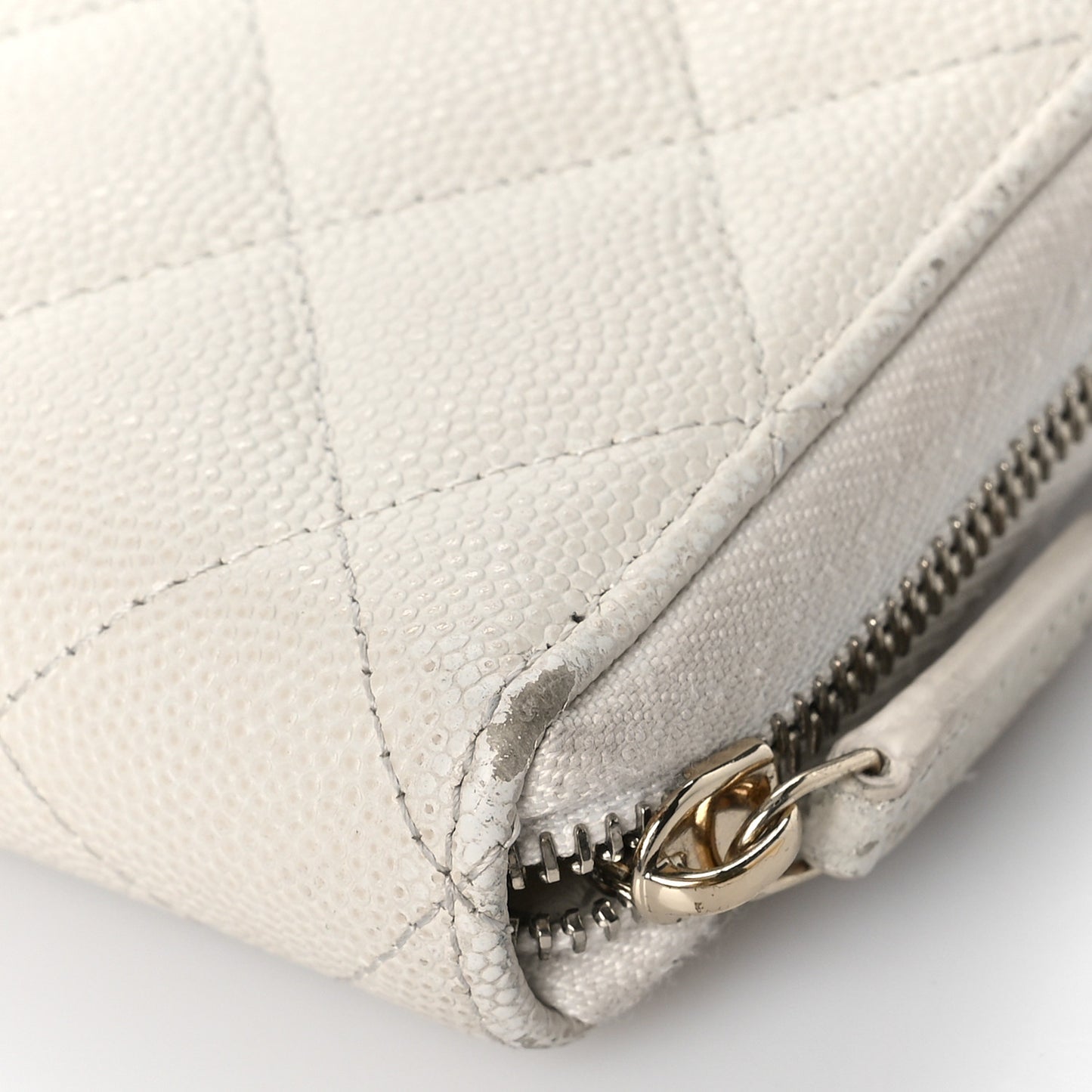 Caviar Quilted Large Gusset Zip Around Wallet White