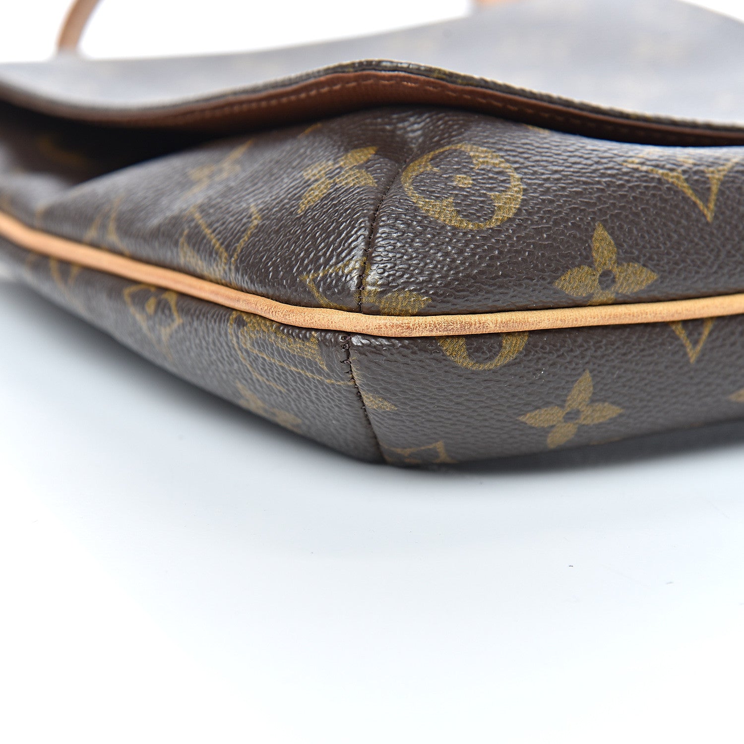 Louis Vuitton Monogram Musette Salsa 8 of 12