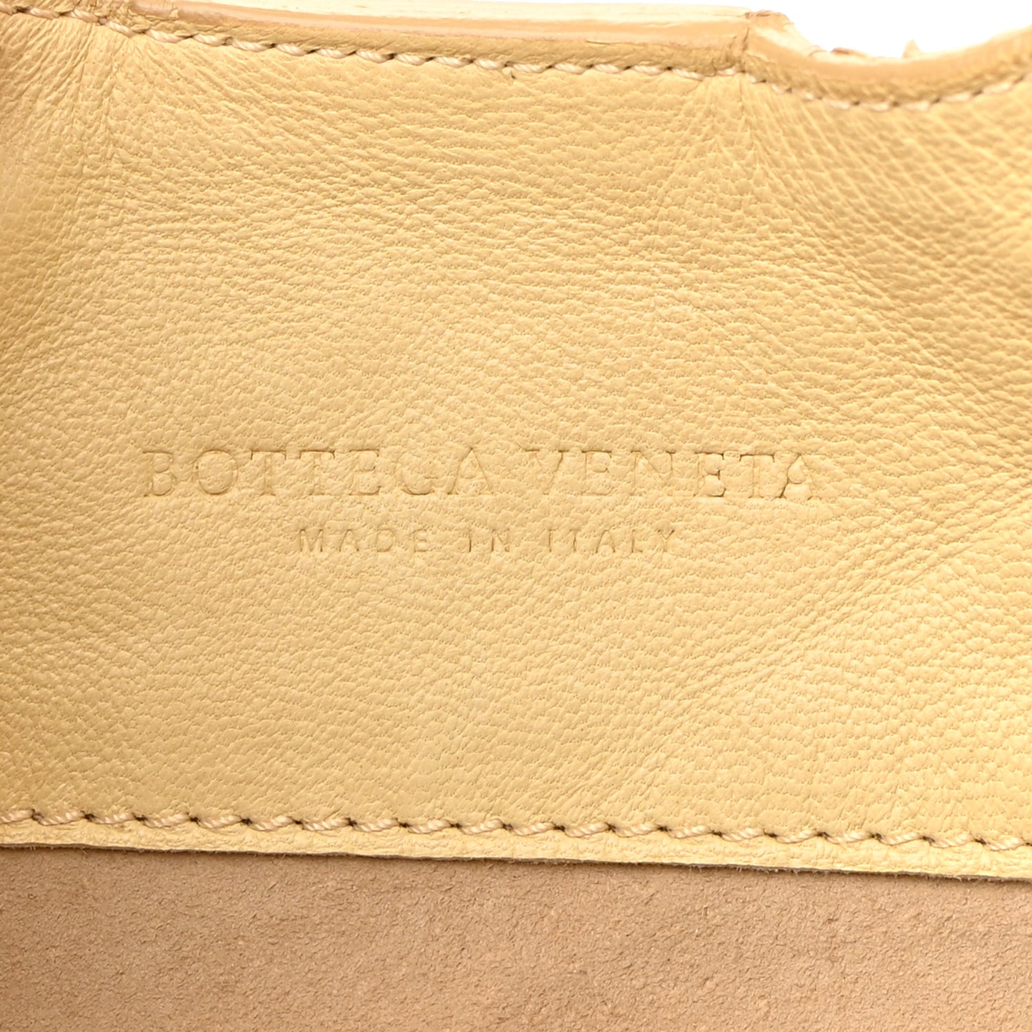 Nappa Intrecciato Shoulder Bag Banane