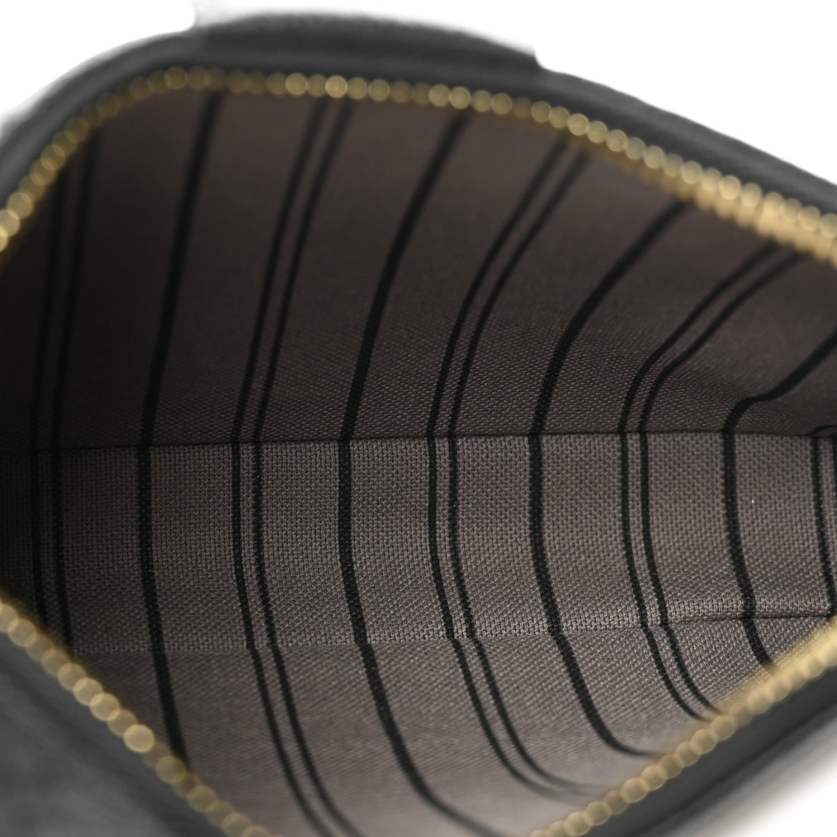 Empreinte Easy Pouch On Strap Black