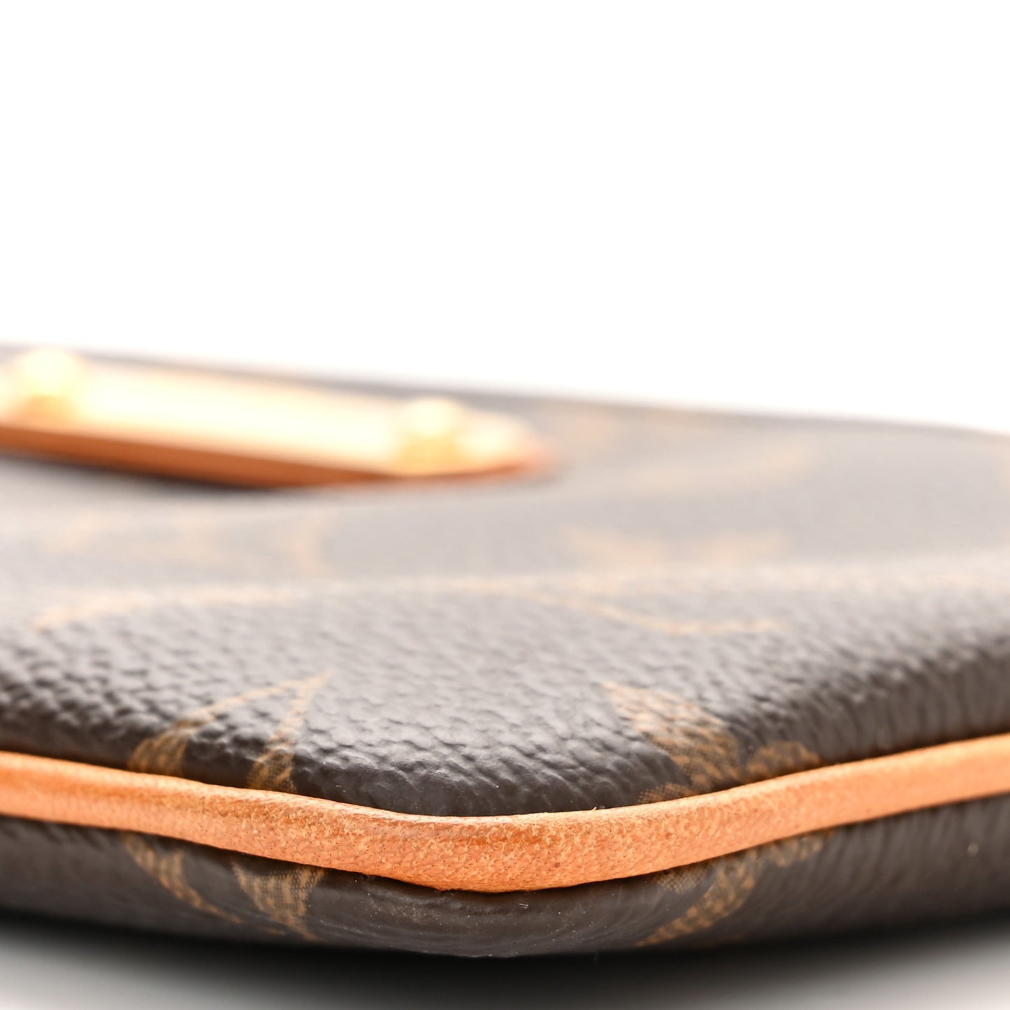 Monogram Pochette Milla MM