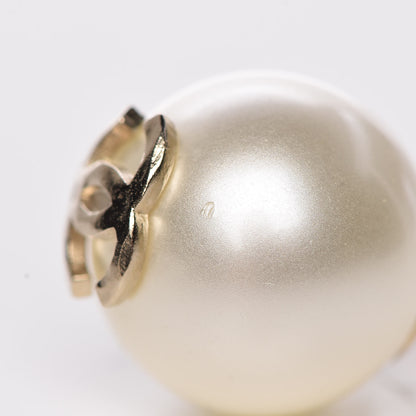 Chanel Pearl CC Large Earrings Gold 4 of 5