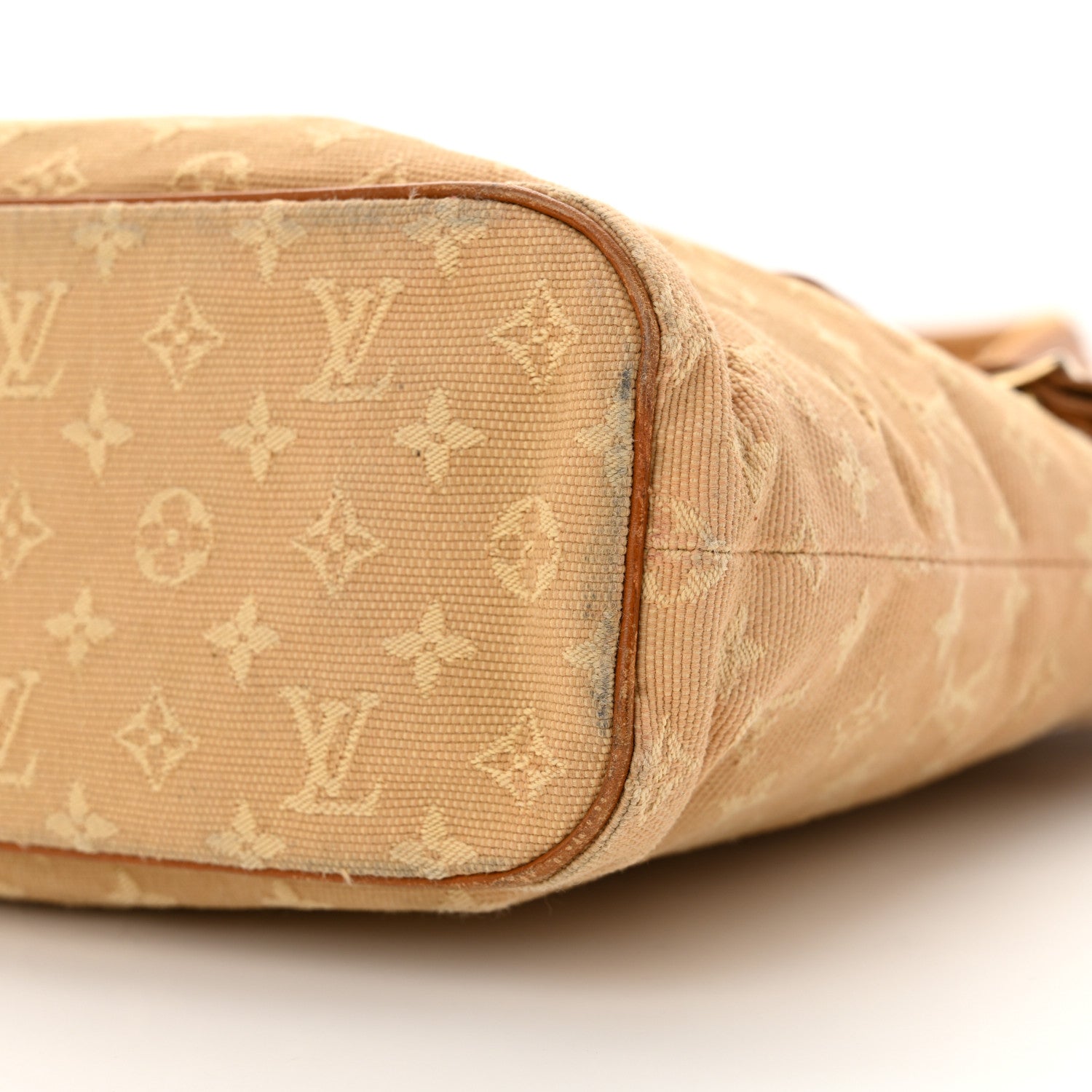Louis Vuitton Mini Monogram Lucille PM Beige 10 of 17