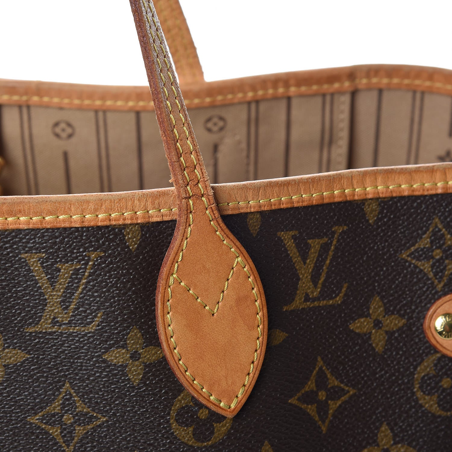 Louis Vuitton Monogram Neverfull MM 17 of 34