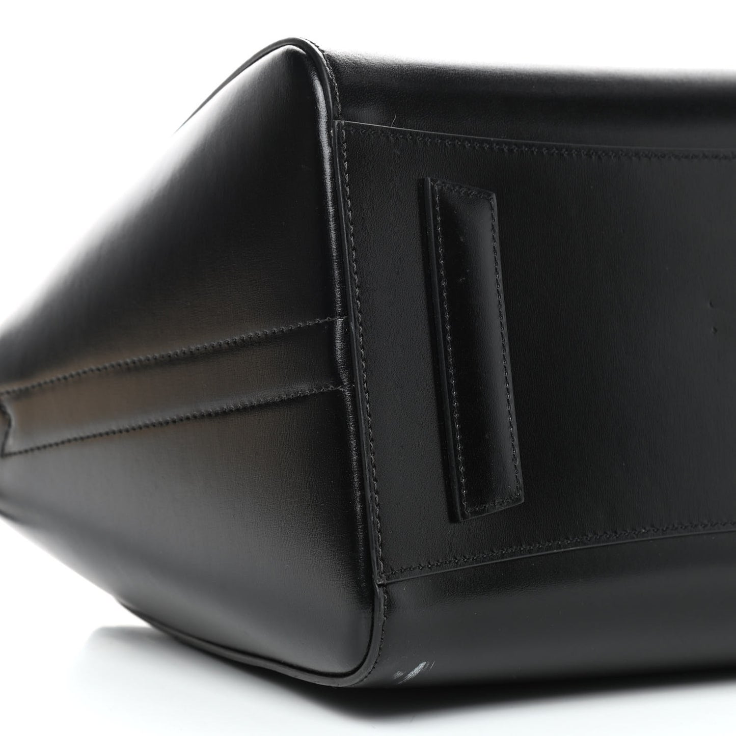Shiny Lord Calfskin Medium Antigona Black