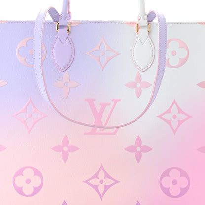 Louis Vuitton Monogram Giant Spring In The City Onthego GM Sunrise Pastel 7 of 11