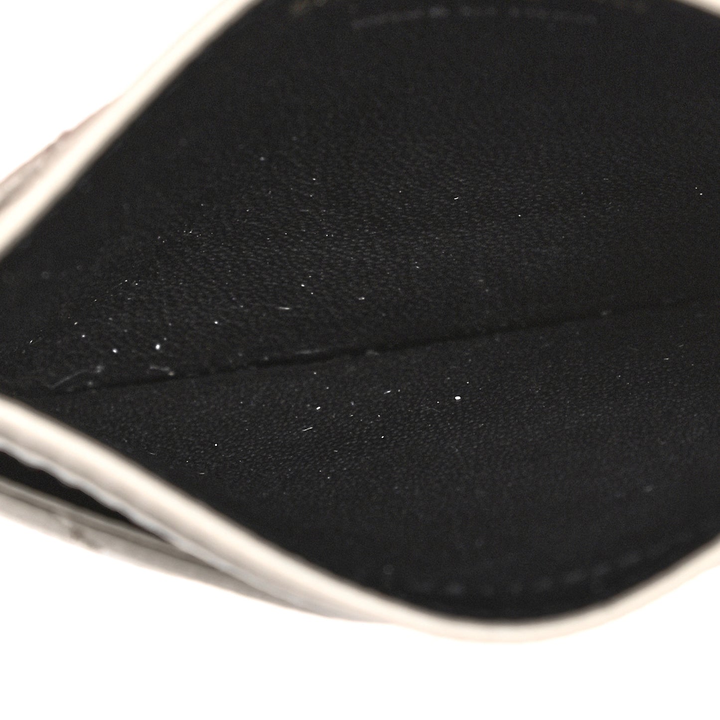 Grain De Poudre Matelasse Chevron Monogram Credit Card Case Crema Soft