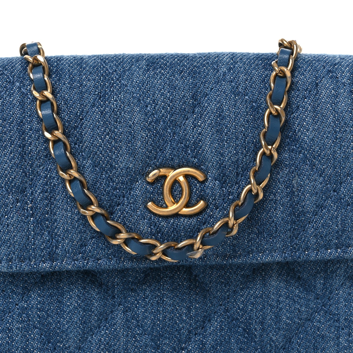 Denim Quilted CC Pearl Crush Clutch With Chain Blue Blue