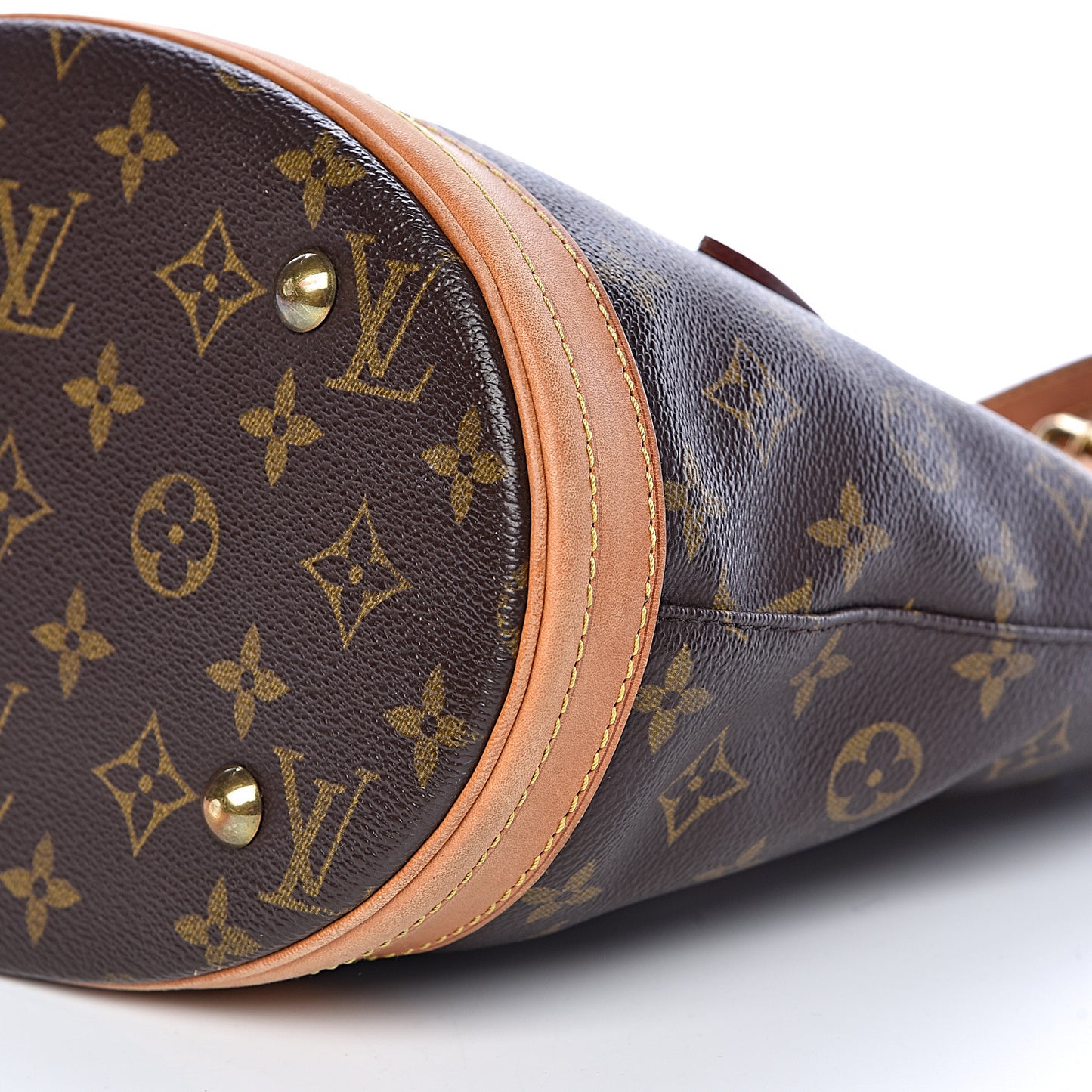 Monogram Petit Bucket 23