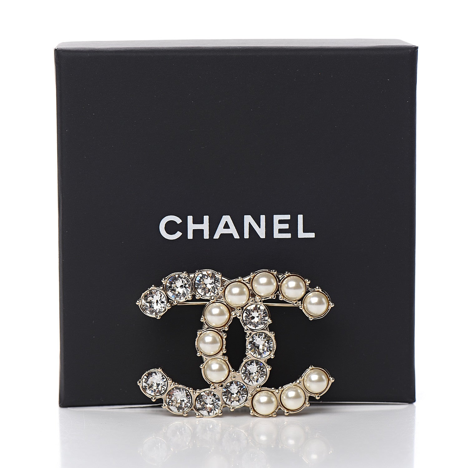 Chanel Pearl Crystal CC Brooch Gold 4 of 4