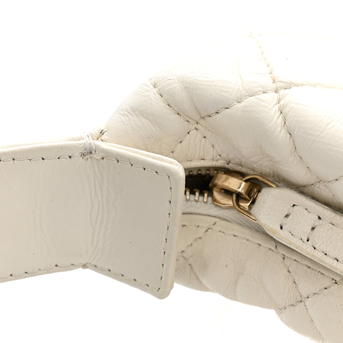 Lambskin Quilted Chain Around Pouch Hobo White