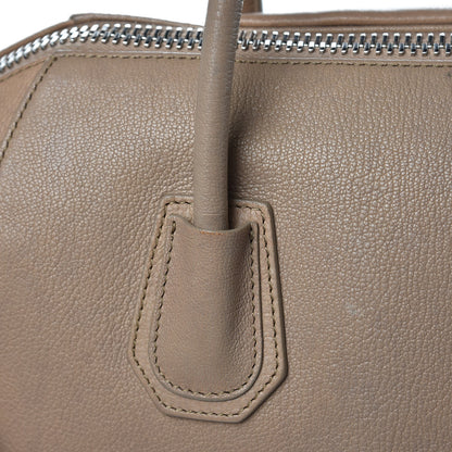 Givenchy Sugar Goatskin Medium Antigona Beige 19 of 22