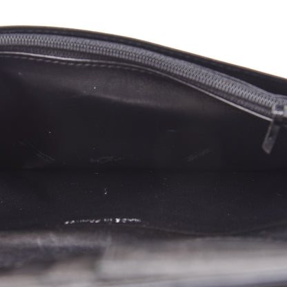 Chanel Patent CC Yen Wallet Black 10 of 11