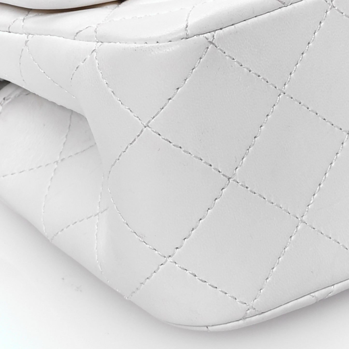 Lambskin Quilted Mini Pearl Crush Flap White