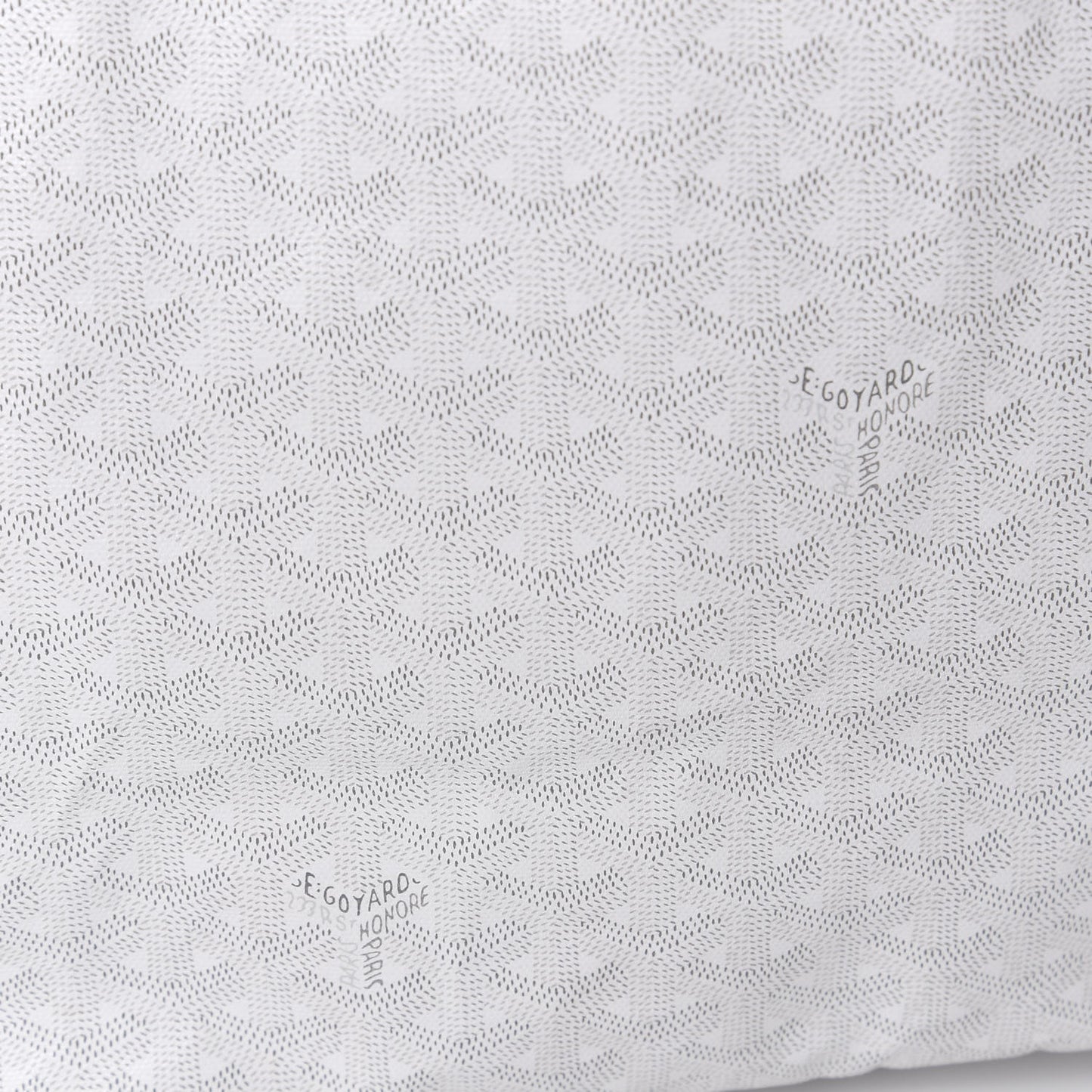 Goyardine Saint Louis GM White