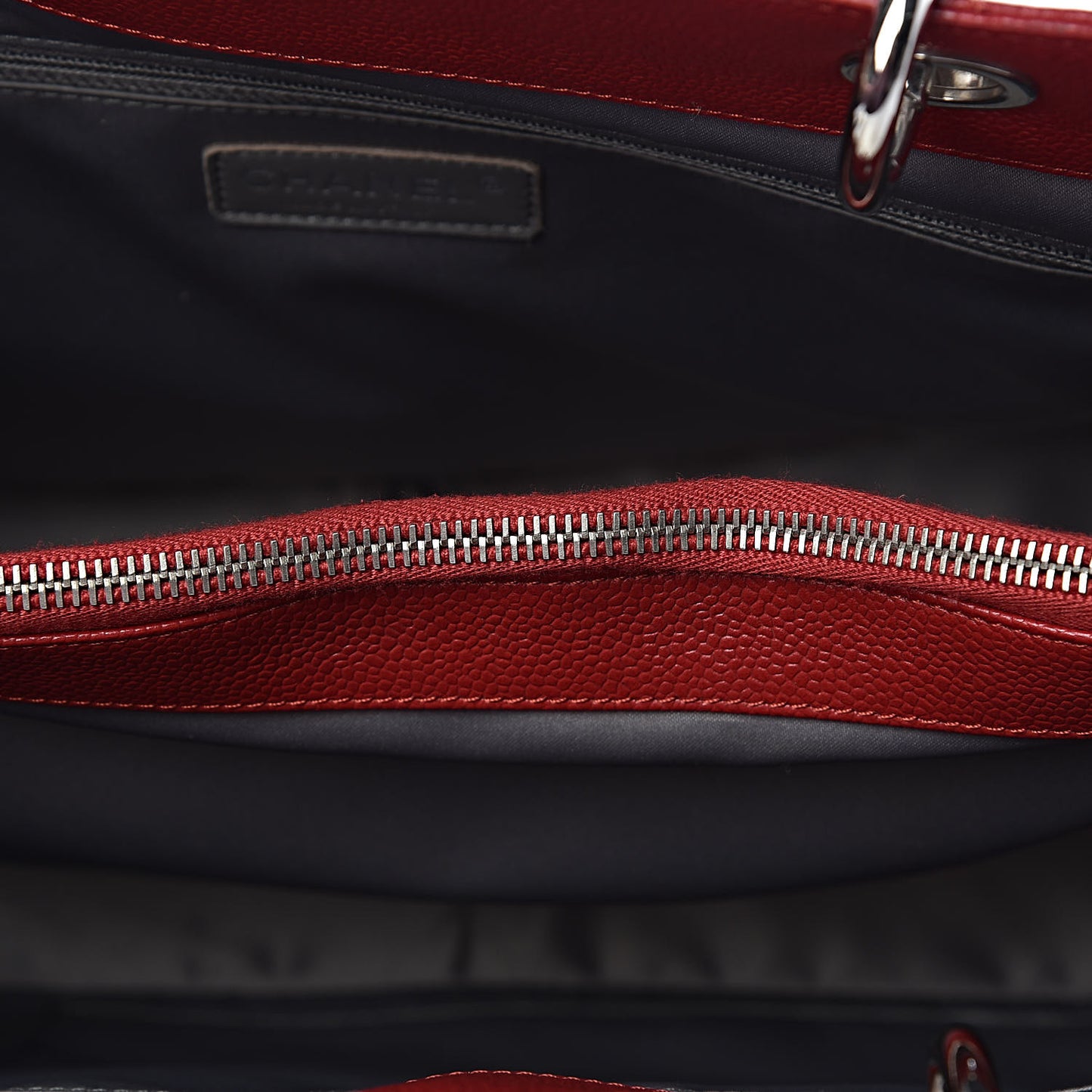 Caviar Quilted XL Grand Shopping Tote GST Red