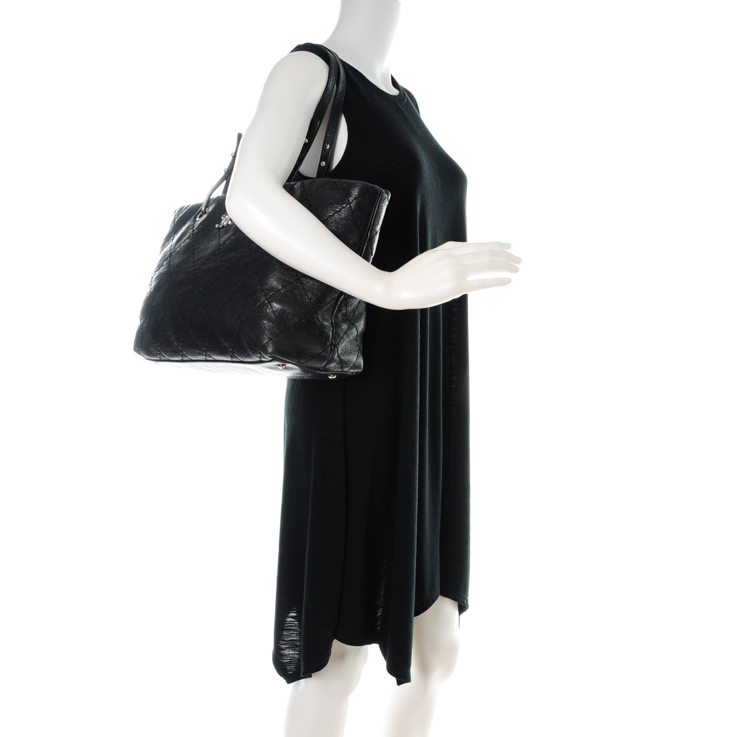 Chanel Glazed Calfskin Large On The Road Tote Black 2 of 10