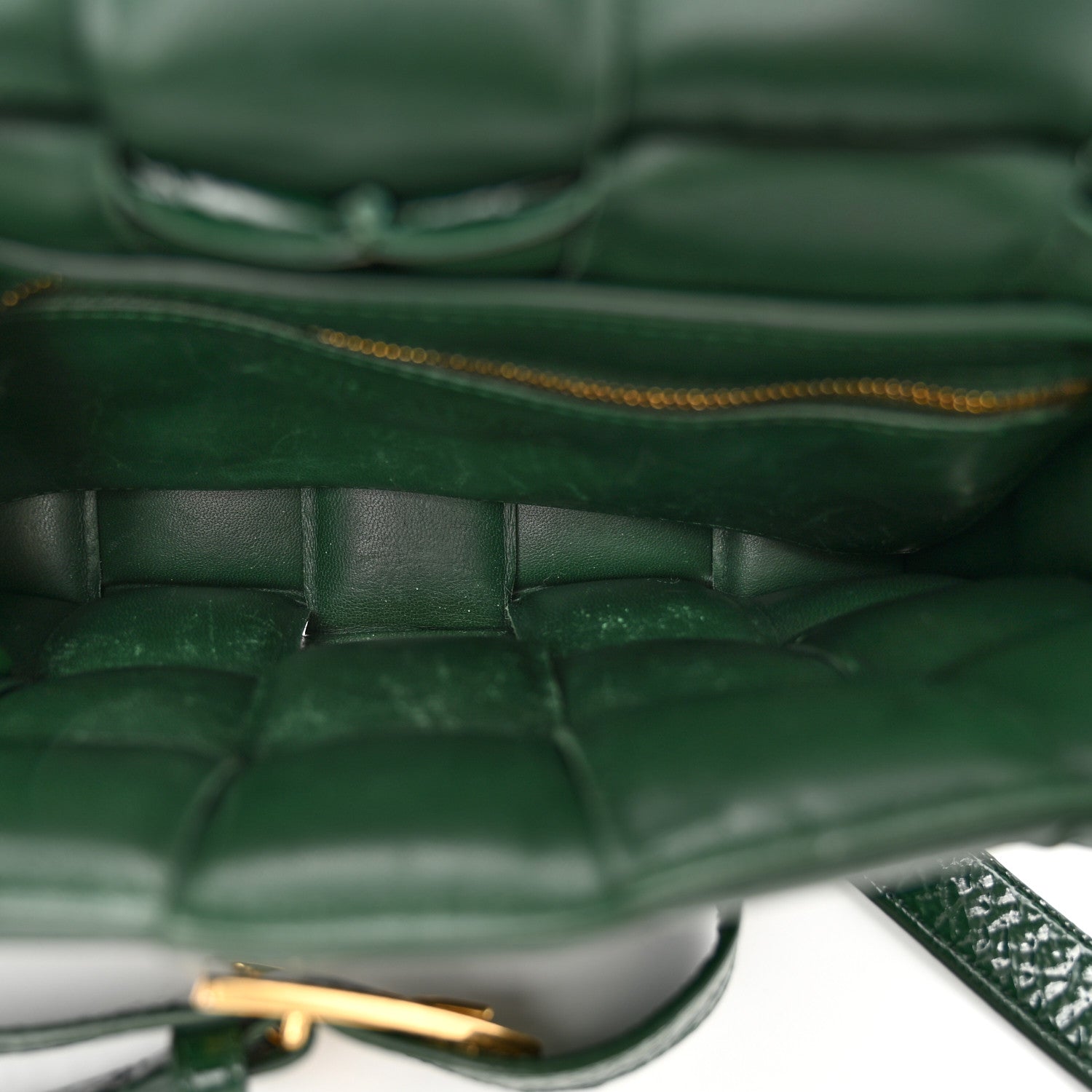 Bottega Veneta Textured Deerskin Maxi Intrecciato Padded Cassette Crossbody Bag Raintree 5 of 16
