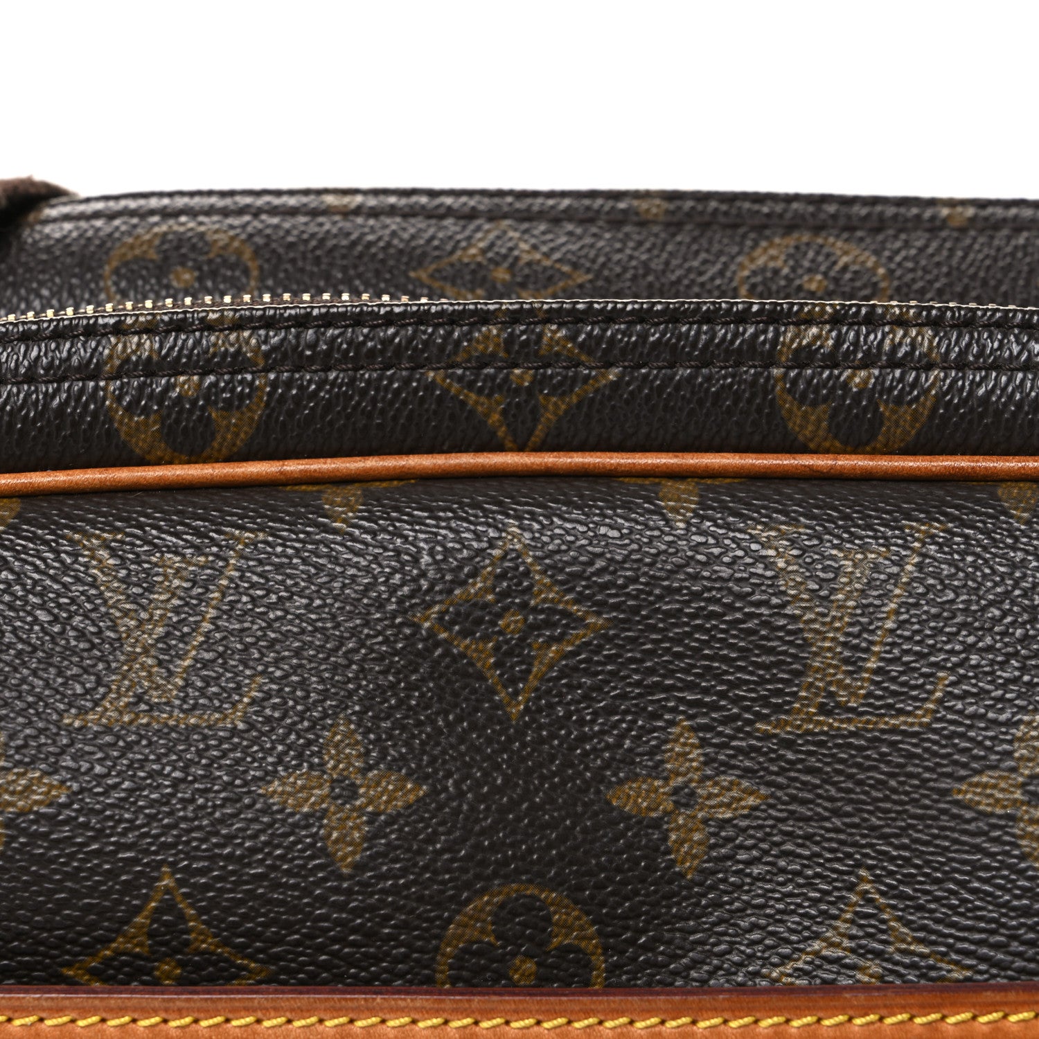 Louis Vuitton Monogram Reporter PM 7 of 10