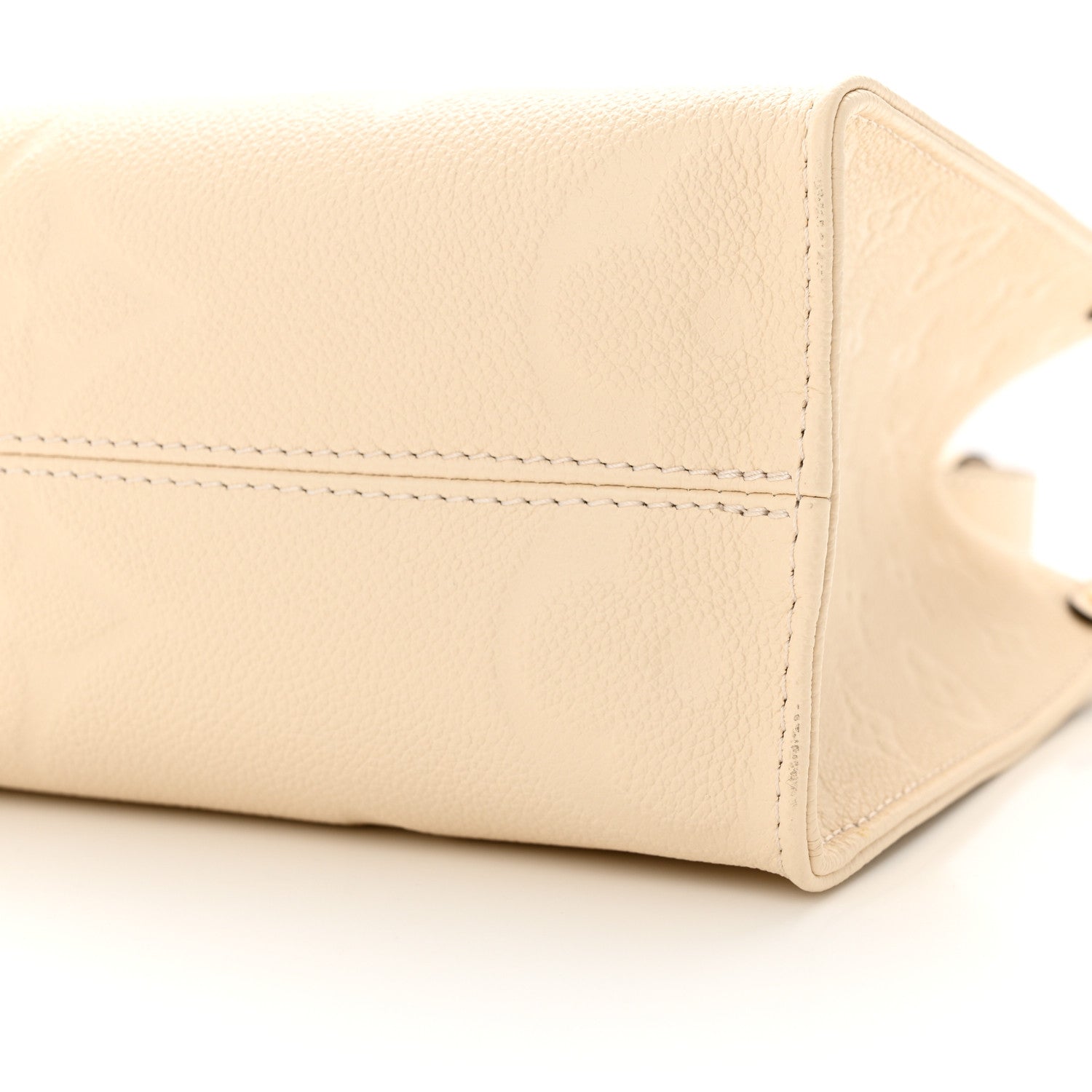 Louis Vuitton Empreinte Monogram Giant Onthego PM Cream Beige 9 of 9