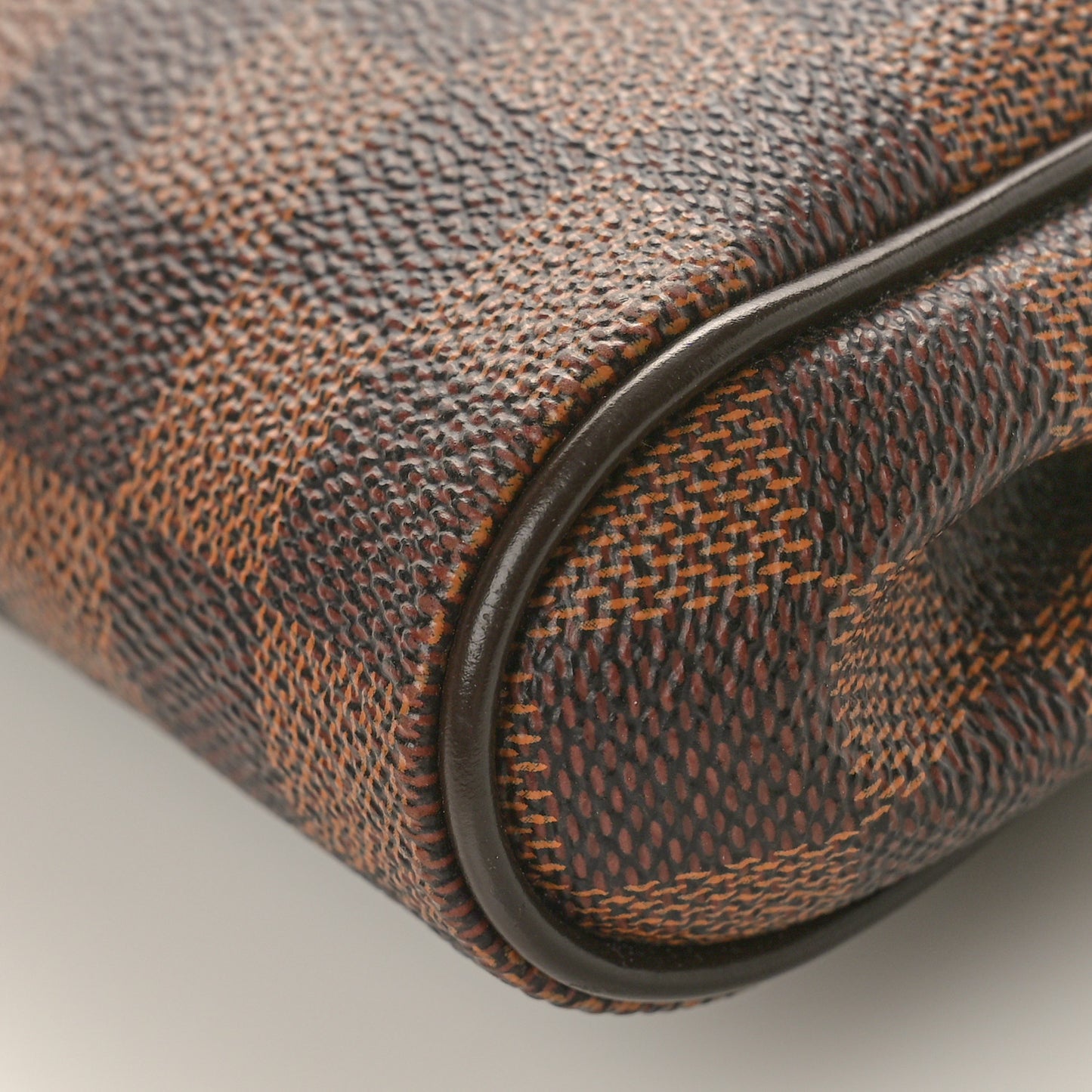 Damier Ebene Eva Clutch