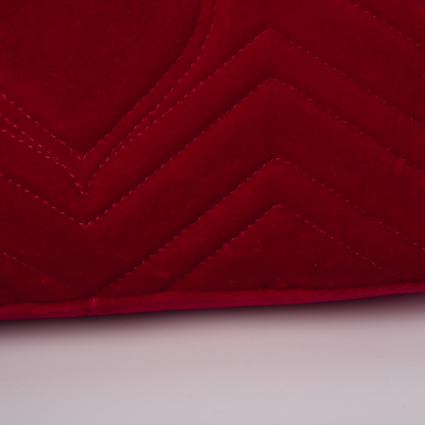 Velvet Matelasse Medium GG Marmont Shoulder Bag Hibiscus Red