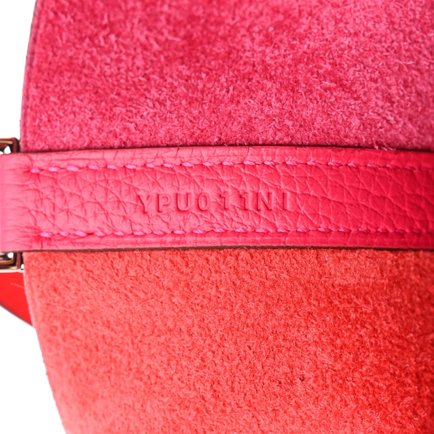 Taurillon Clemence Casaque Picotin Lock 22 MM Rose Extreme Rose Mexico Rouge De Coeur