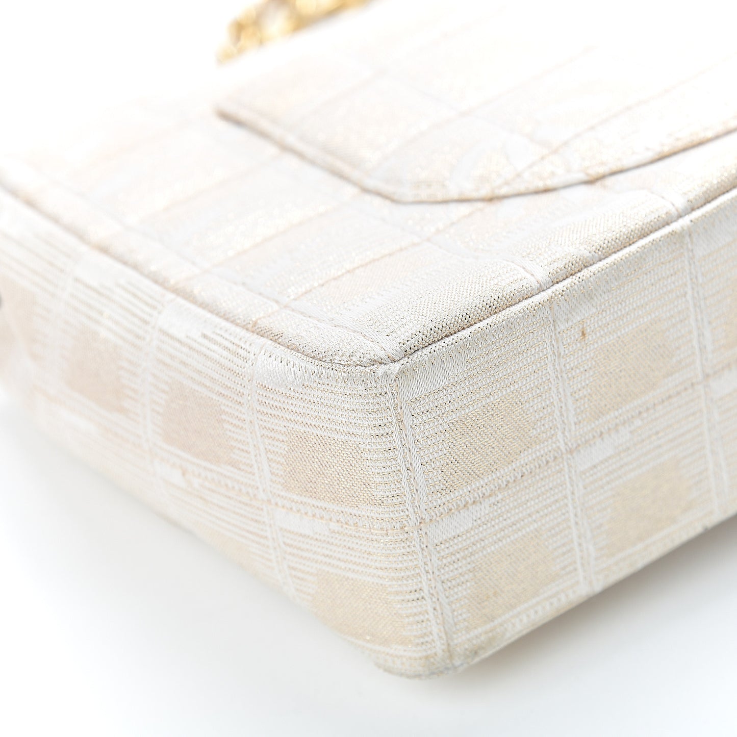 Metallic Nylon Medium Travel Flap Light Gold
