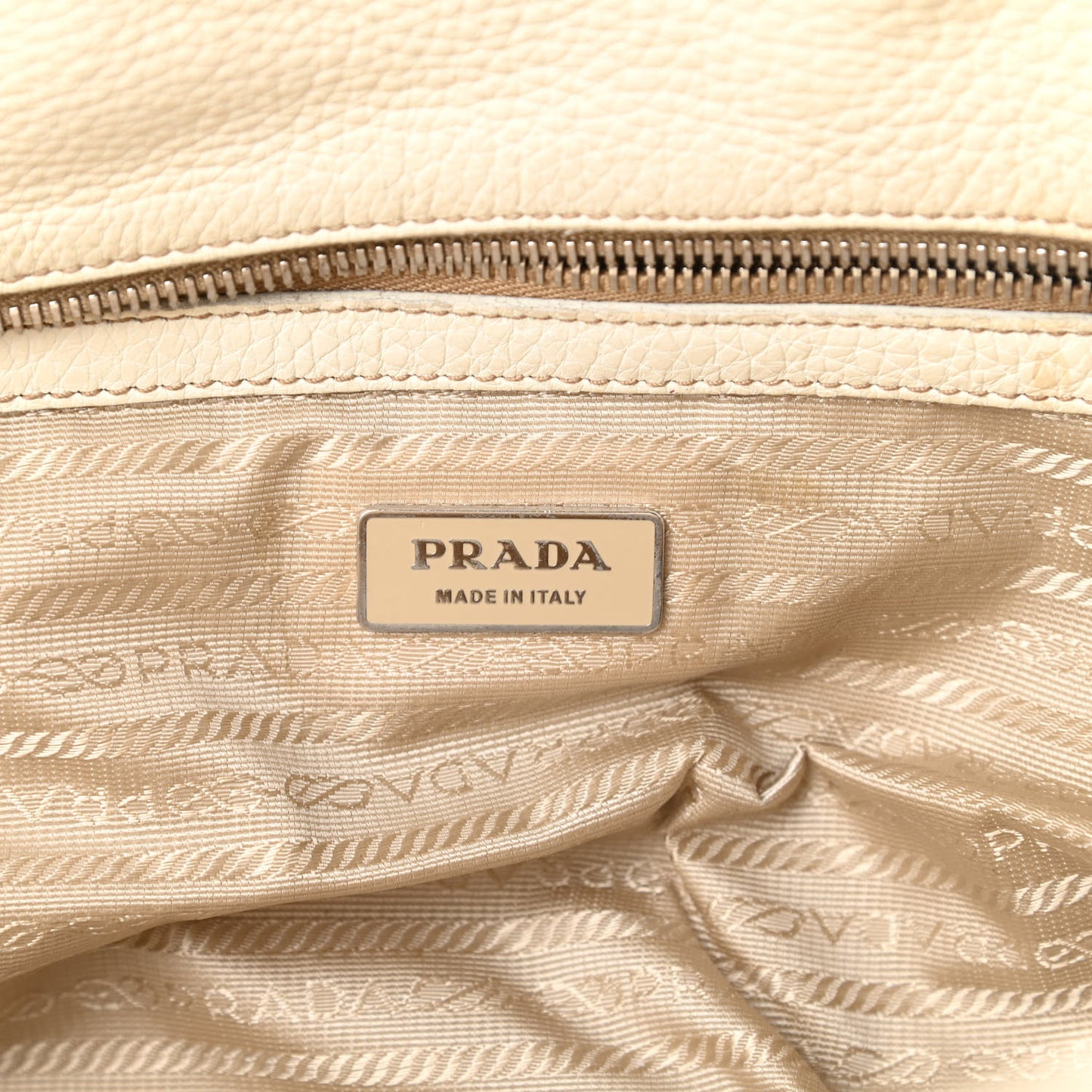 Vitello Daino Embossed Logo Bowler Talco