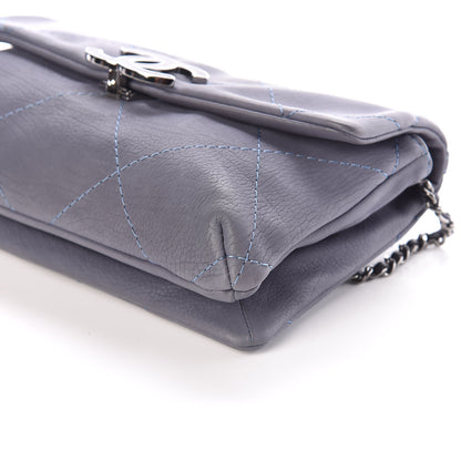 Chanel Washed Calfskin Diamond Stitch Hamptons Clutch With Chain Blue 9 of 10