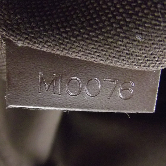 Louis Vuitton Damier Reporter Melville Bag 8 of 8