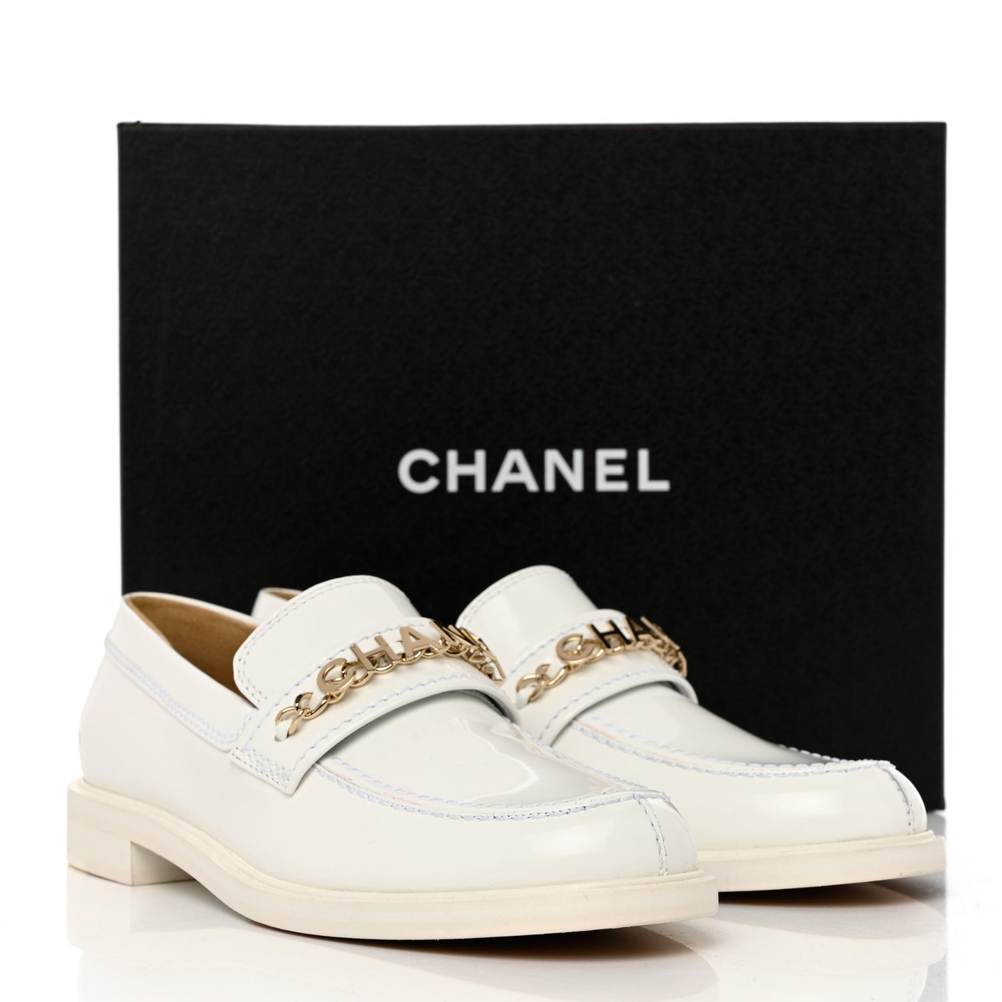 Shiny Calfskin Logo Loafers 40 White