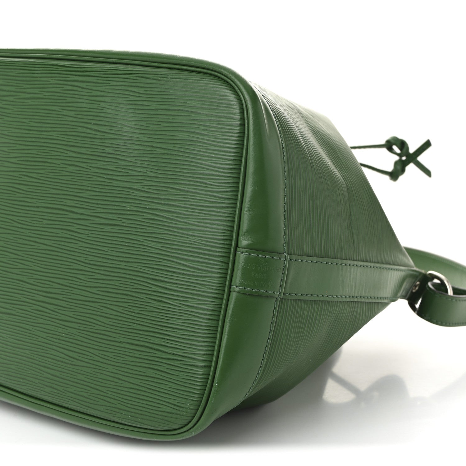 Louis Vuitton Epi Petit Noe Borneo 10 of 10