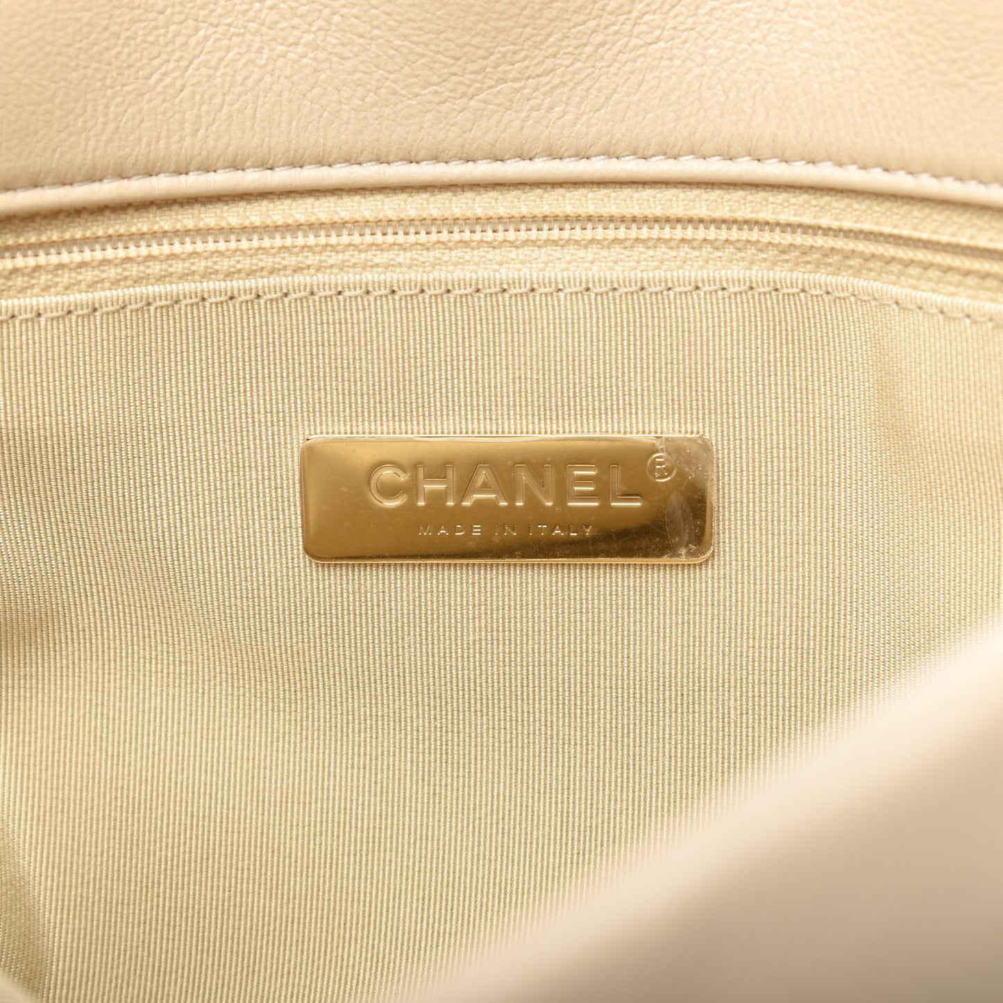Quilted Large 19 Flap Beige