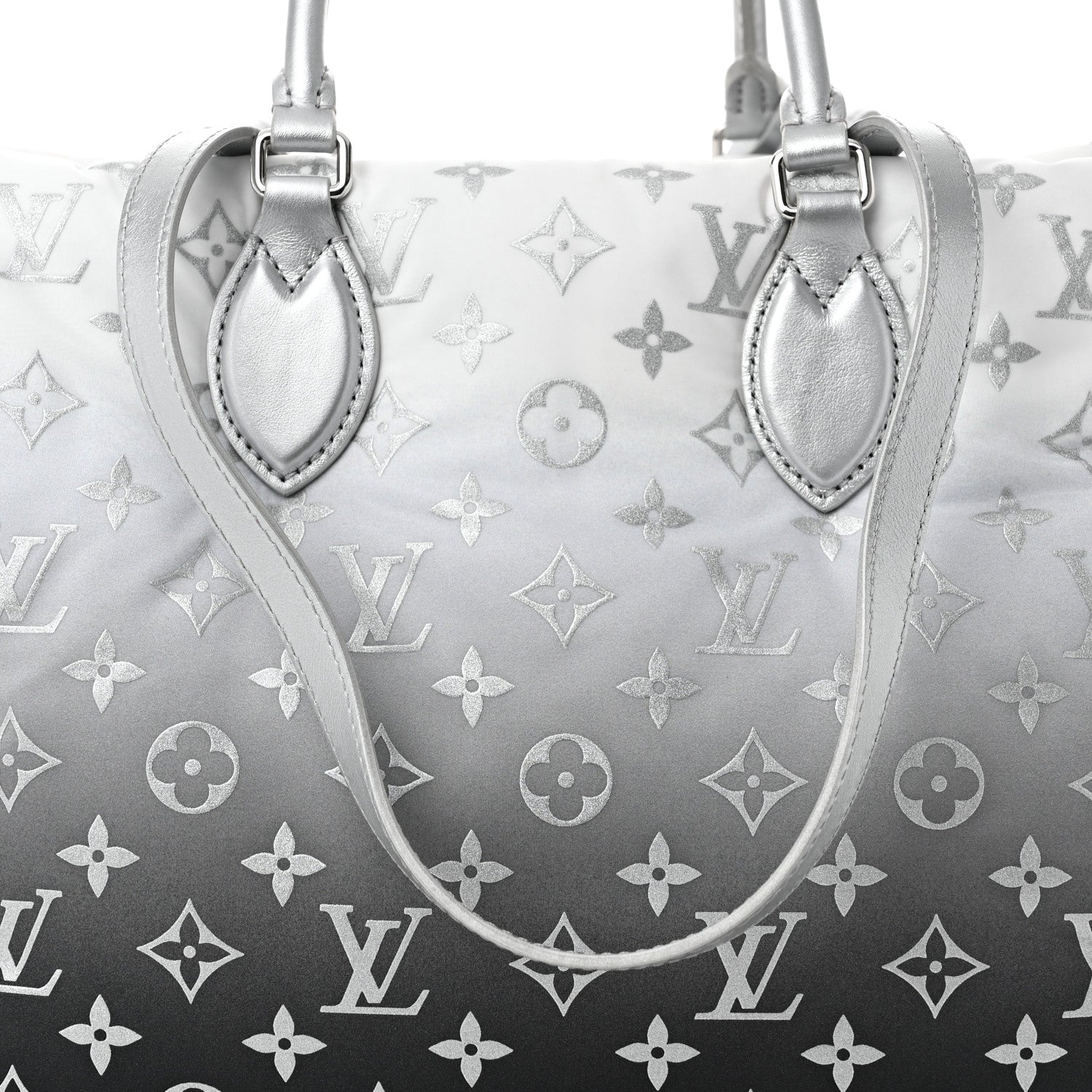 Louis Vuitton Nylon Monogram Gradient LV Snow Onthego MM MM Frost 7 of 9