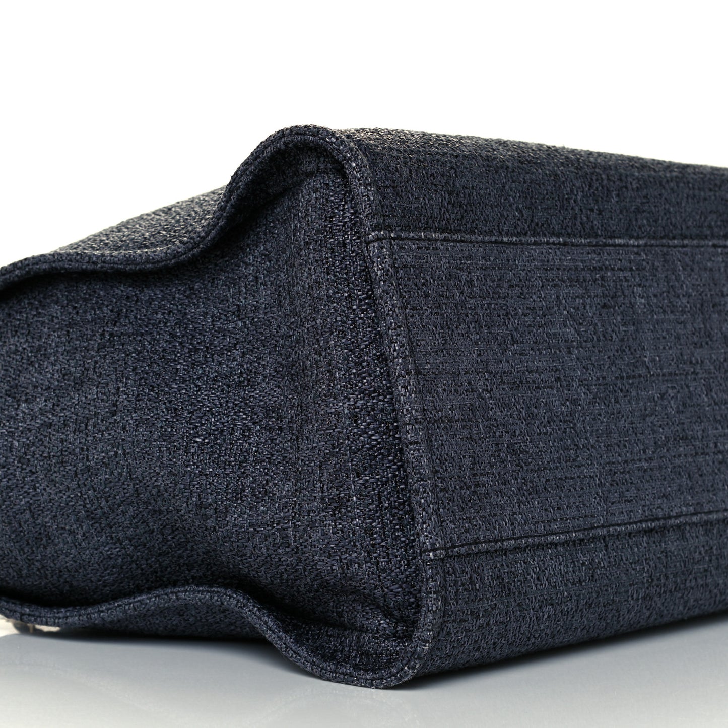 Lurex Boucle Medium Deauville Tote Black