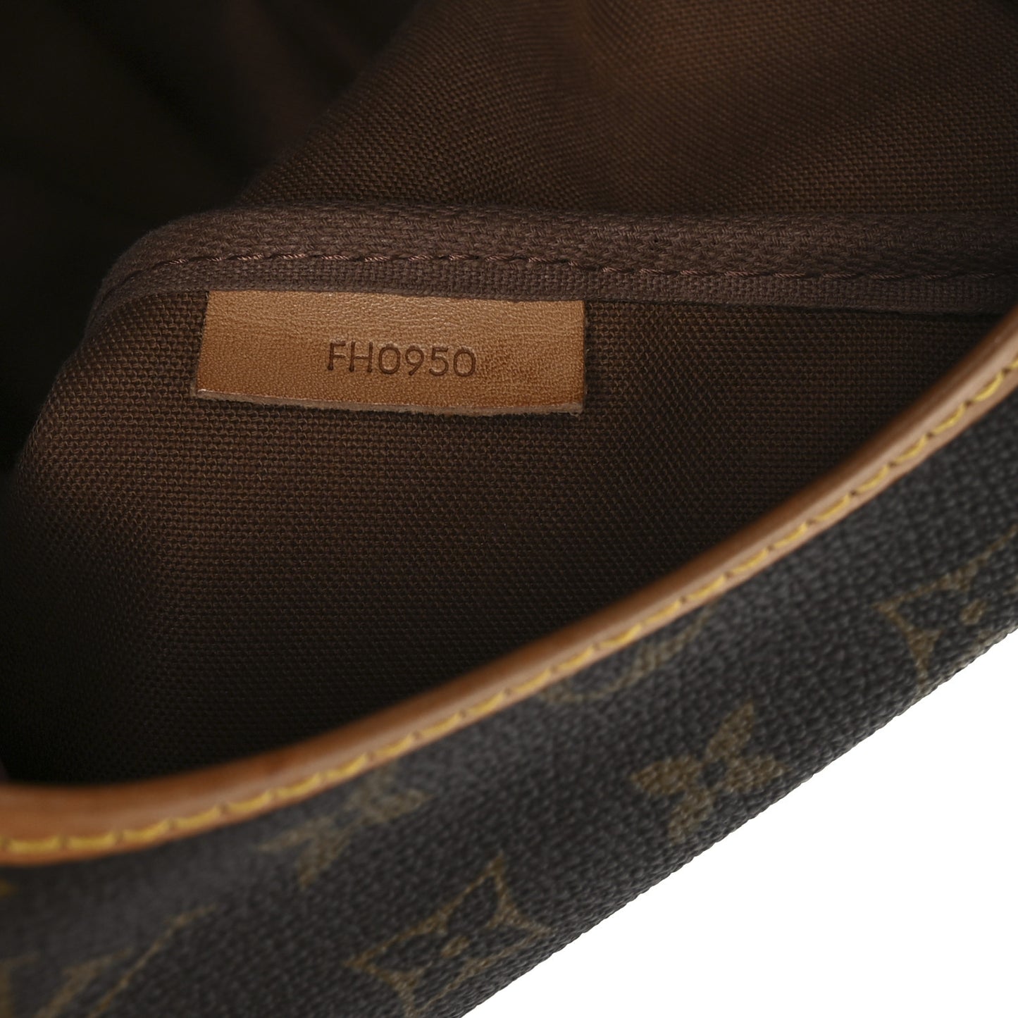 Monogram Saumur 43