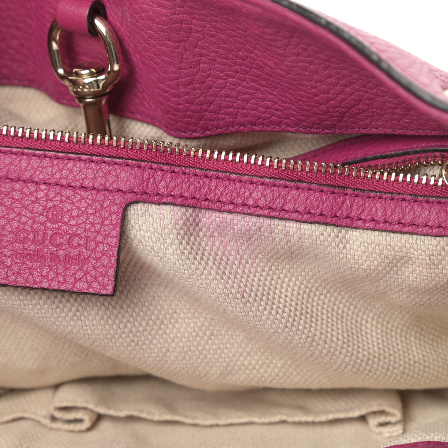 Cellarius Calfskin Medium Soho Chain Shoulder Bag Bright Bouganville