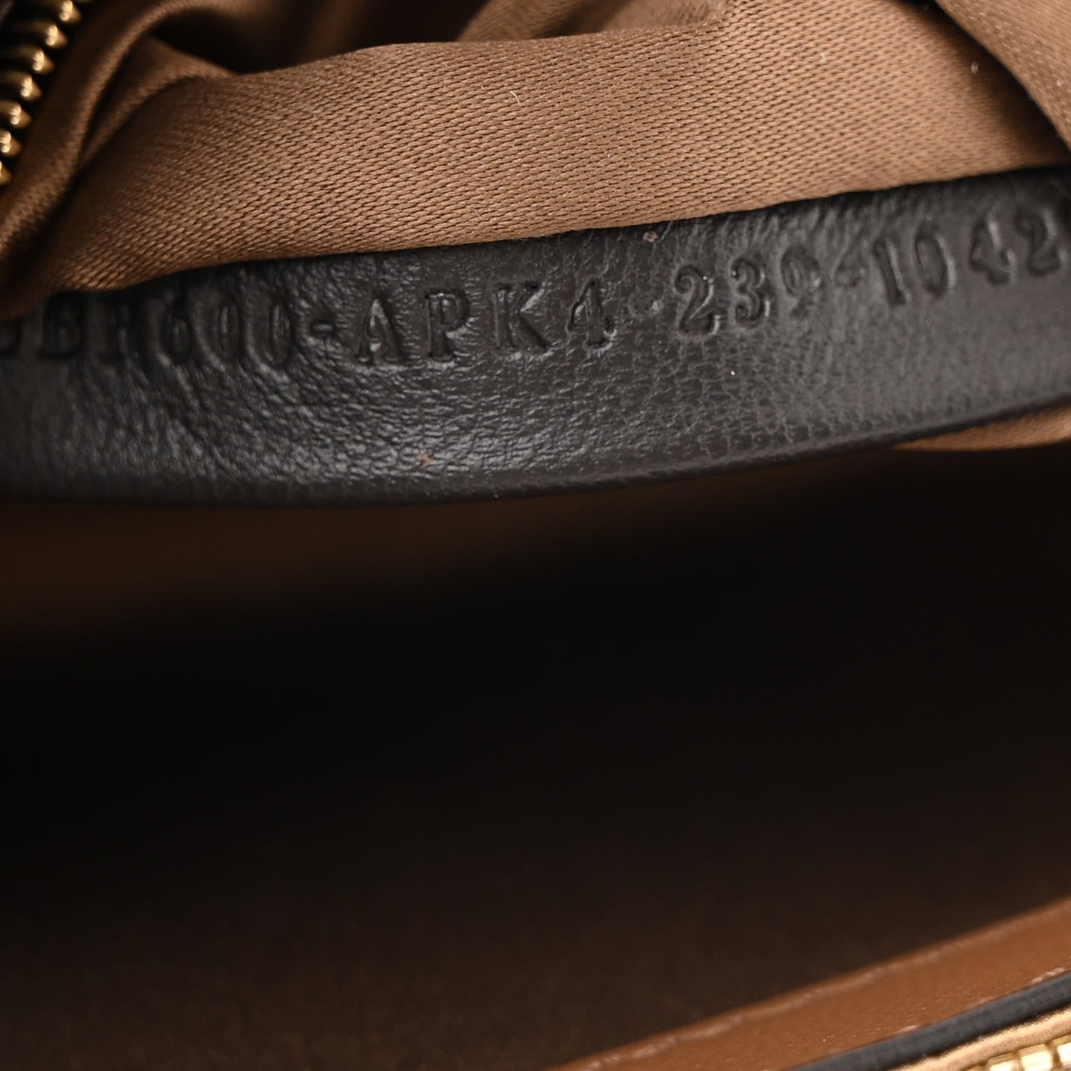 Fendi Vitello King Beaded Zucca Baguette Mogano Panna Ebano 7 of 11