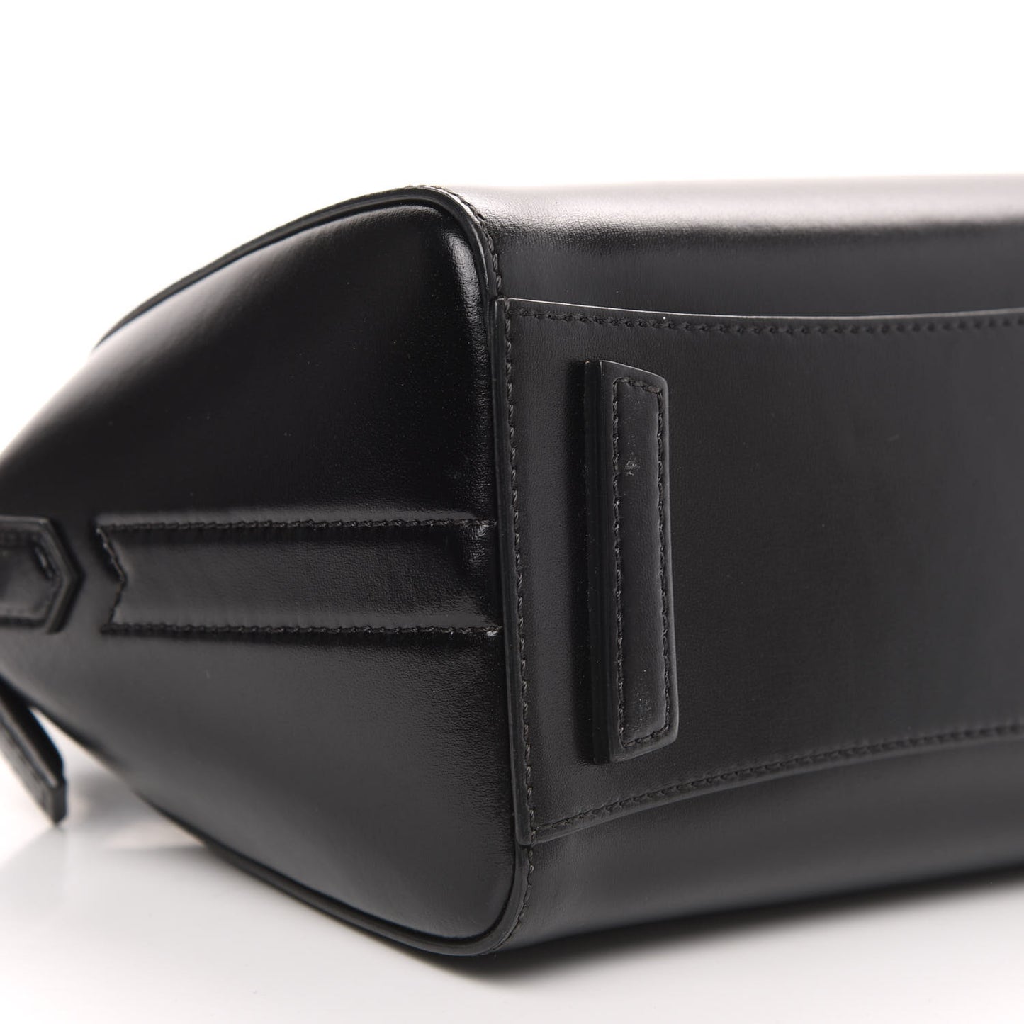 Shiny Lord Calfskin Mini Antigona Black