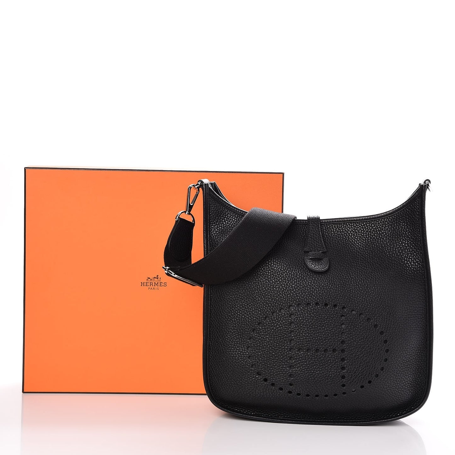 Taurillon Clemence Evelyne III PM Black